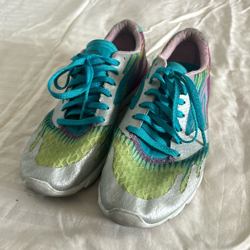 Skechers sneakers